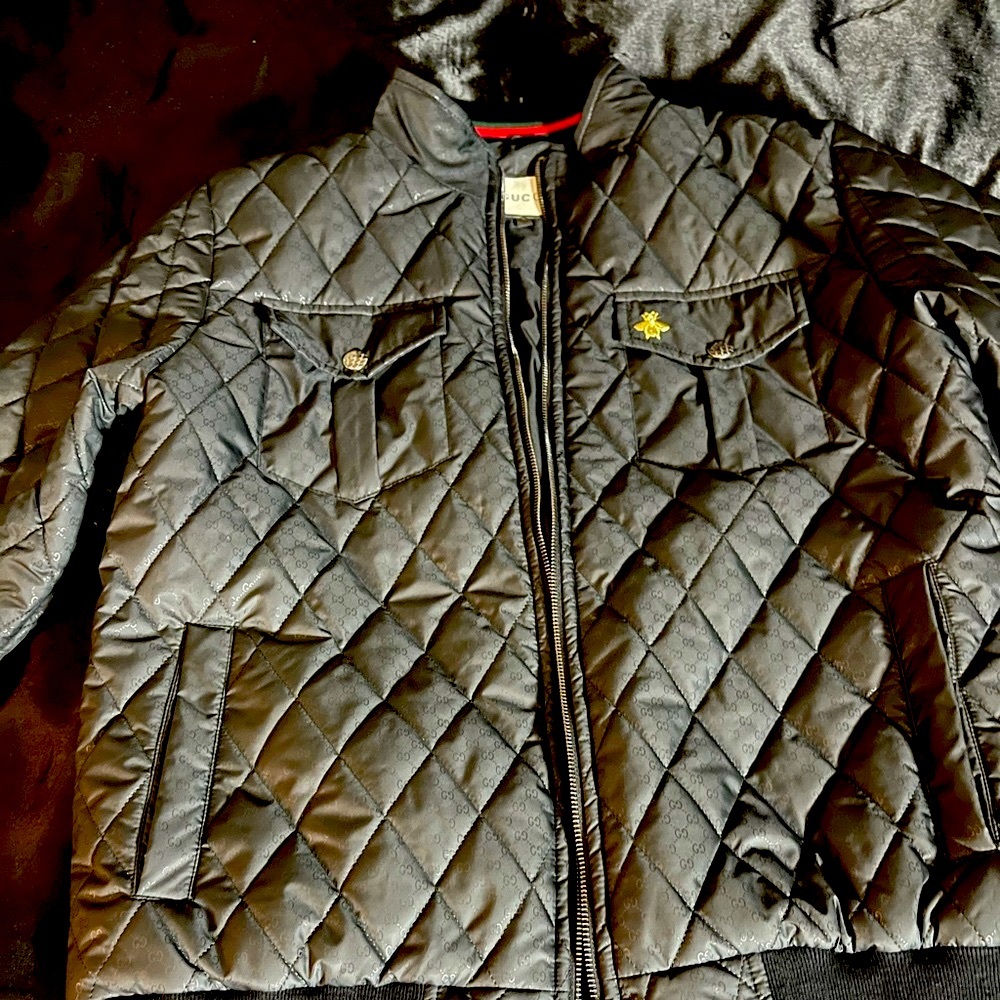 Puffy Gucci Bee Jacket Used